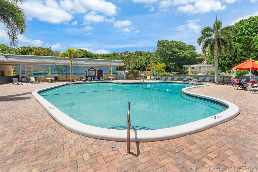 3160 Lake Osborne Drive #Bldg 6 Unit 206, Lake Worth Beach, FL 33461 - #2