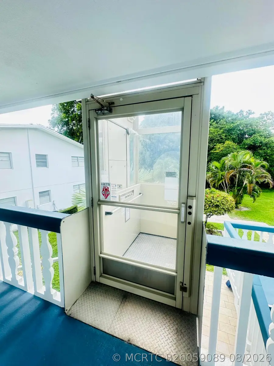 59 Oakridge E, Deerfield Beach, FL 33442 - #2