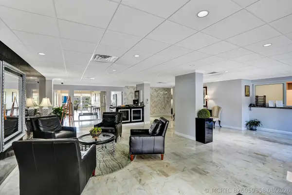 3233 NE 34th Street #214, Fort Lauderdale, FL 33308