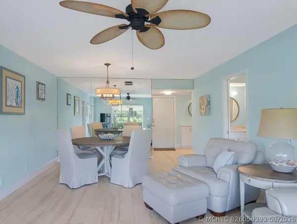 5560 Tamberlane Circle #324, Palm Beach Gardens, FL 33418