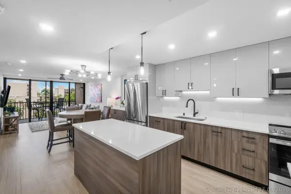 4 Royal Palm Way #4020, Boca Raton, FL 33432