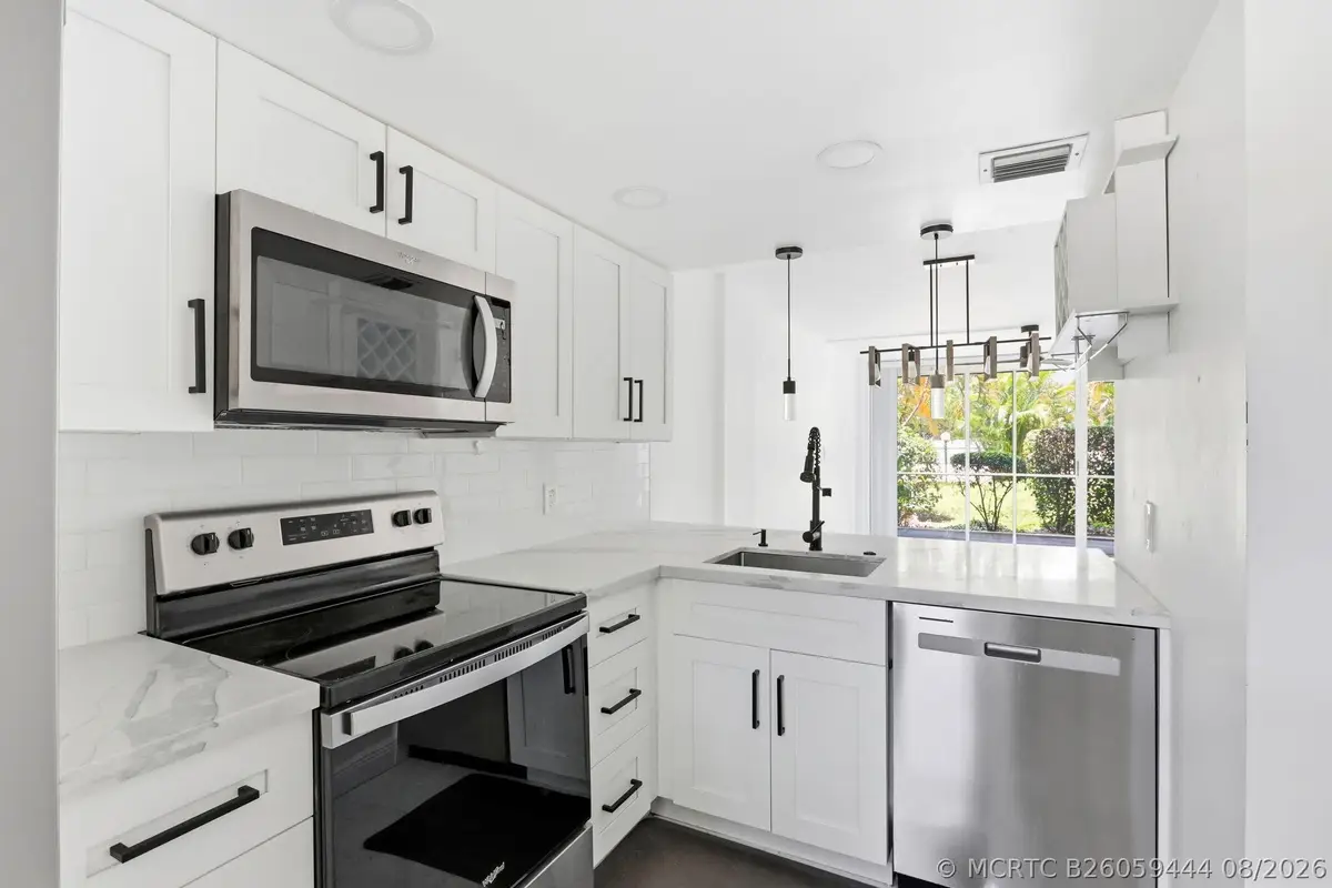 118 Royal Park Drive #1B, Oakland Park, FL 33309 - #1