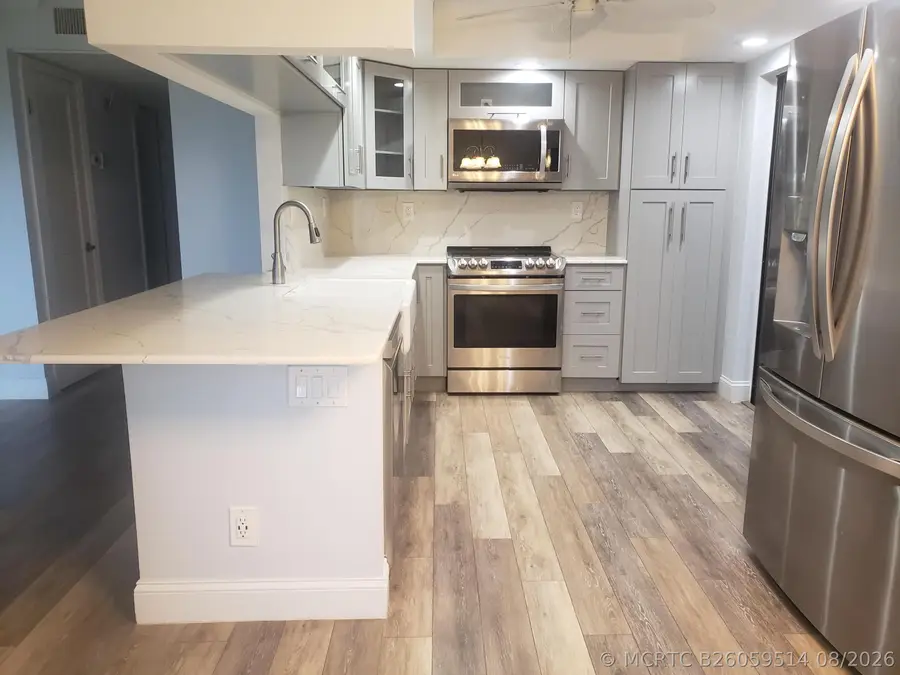 54 Piedmont B, Delray Beach, FL 33484 - #3