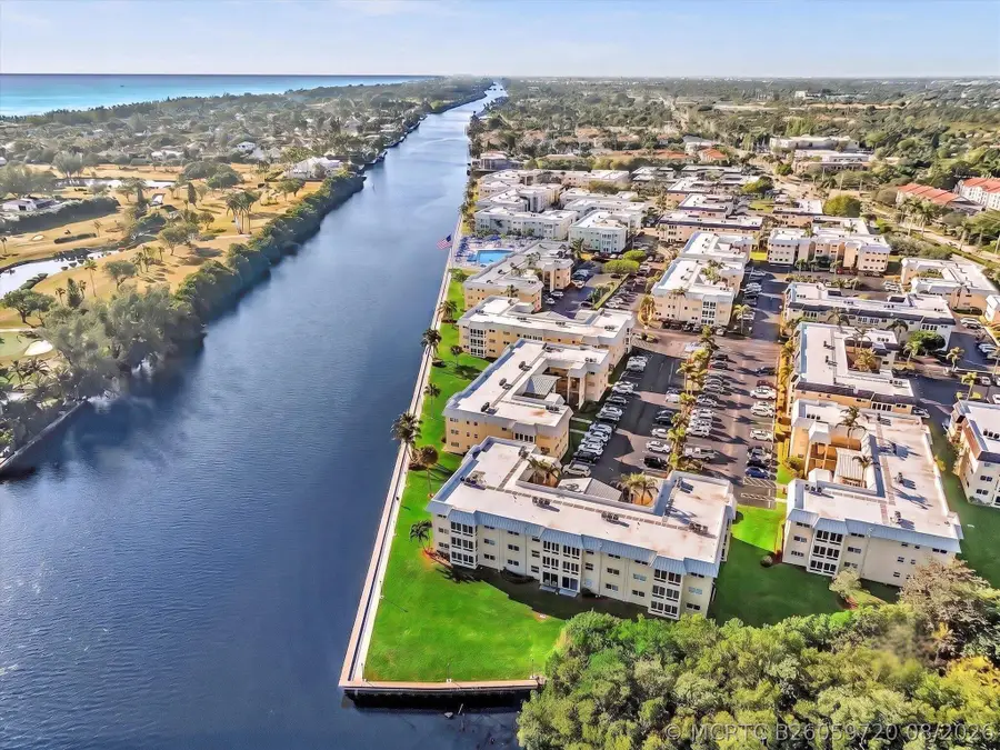 14 Colonial Club Drive #300, Boynton Beach, FL 33435 - #3