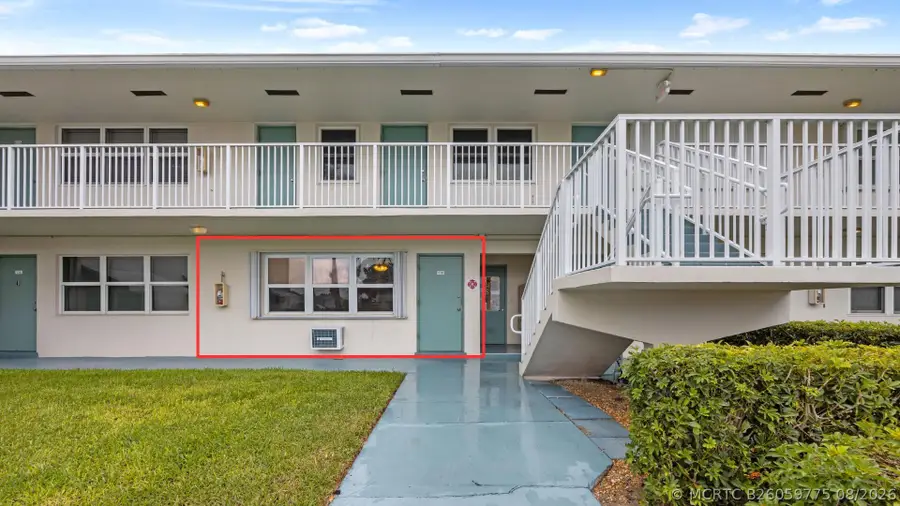 200 Horizons W #106, Boynton Beach, FL 33435 - #2