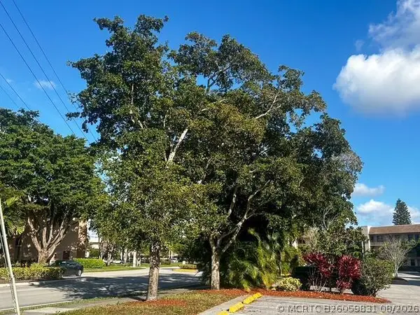 10332 Sunrise Lakes Boulevard #111, Sunrise, FL 33322