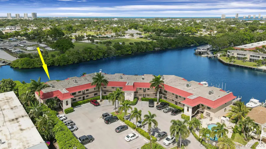 711 Hummingbird Way #201, North Palm Beach, FL 33408 - #2