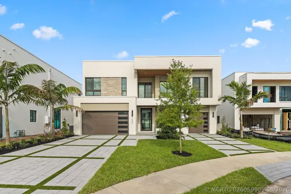 16733 Mosaic Place, Delray Beach, FL 33446
