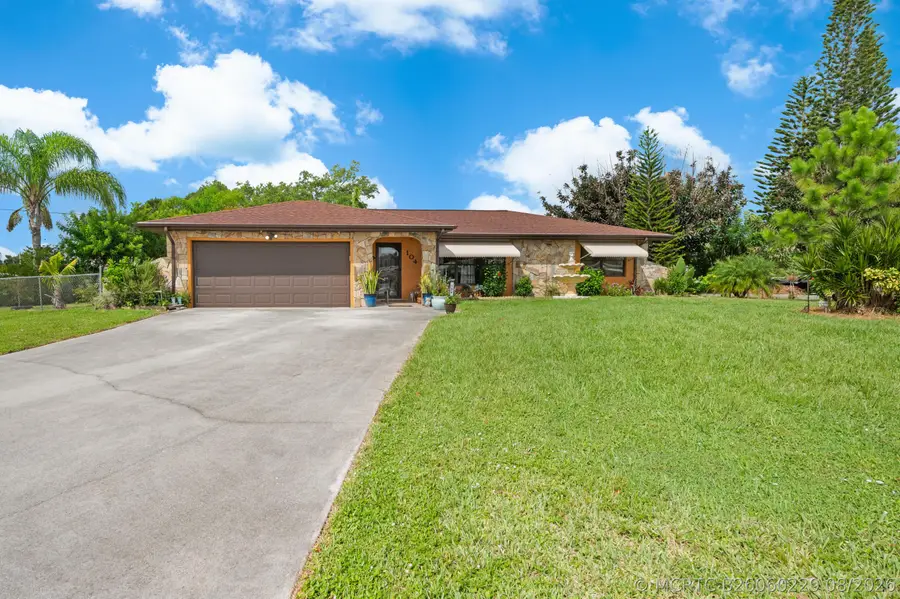 104 W Aldea Street, Port Saint Lucie, FL 34952 - #2