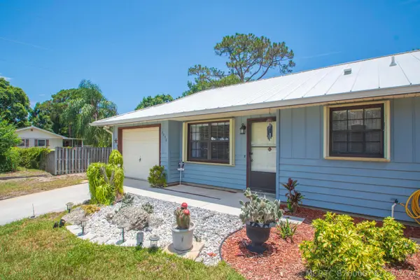 7590 58th Court, Vero Beach, FL 32967