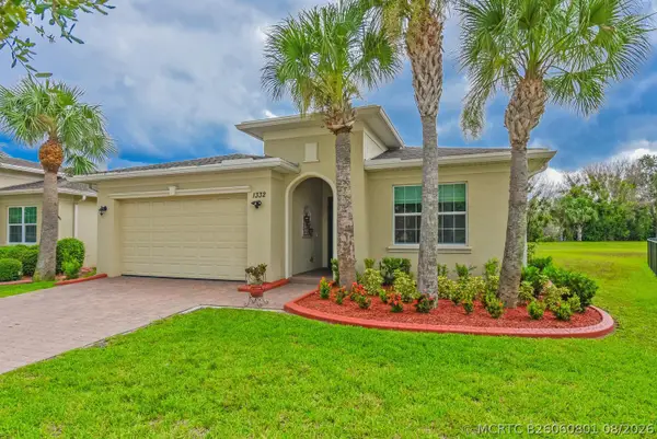 1332 NW Leonardo Circle, Port St Lucie, FL 34986