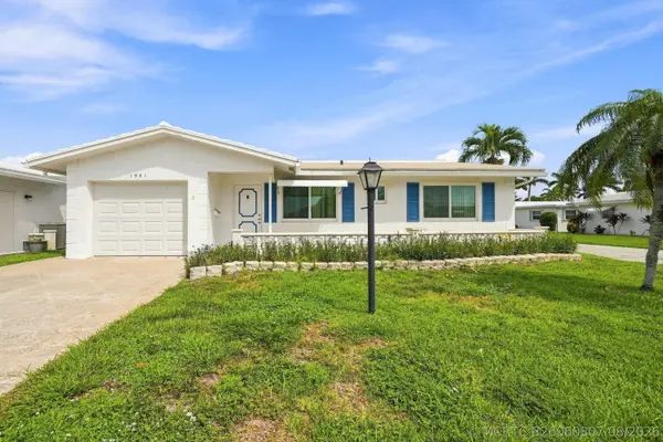 1901 SW 17th Street, Boynton Beach, FL 33426