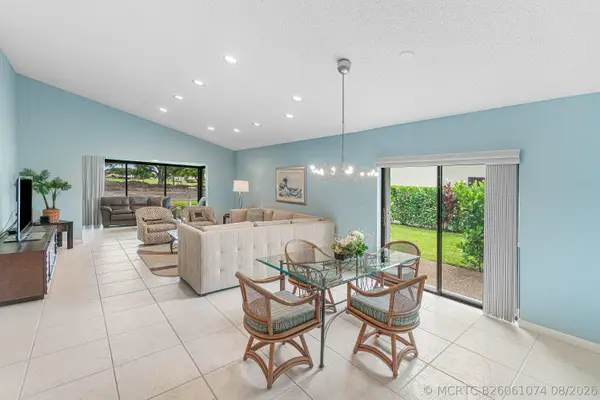 27 Stratford Lane W #D, Boynton Beach, FL 33436