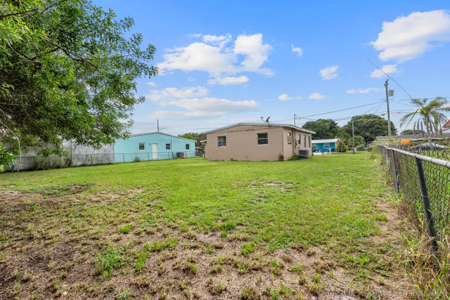 1810 N 16th Court, Fort Pierce, FL 34950 - #3