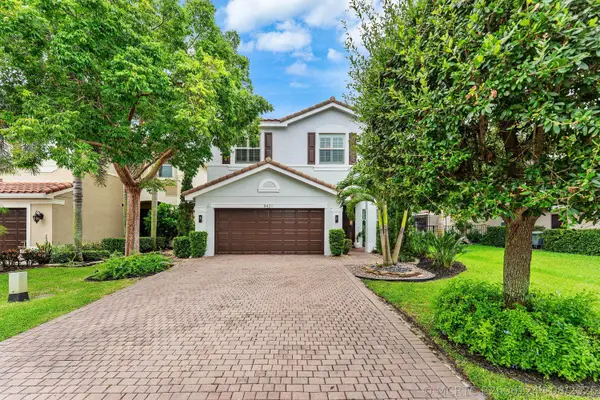 8421 Calabria Lakes Drive, Boynton Beach, FL 33473