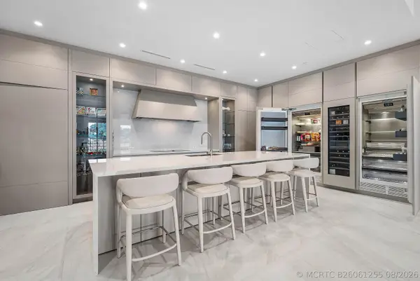 210 SE Mizner Boulevard #101, Boca Raton, FL 33432
