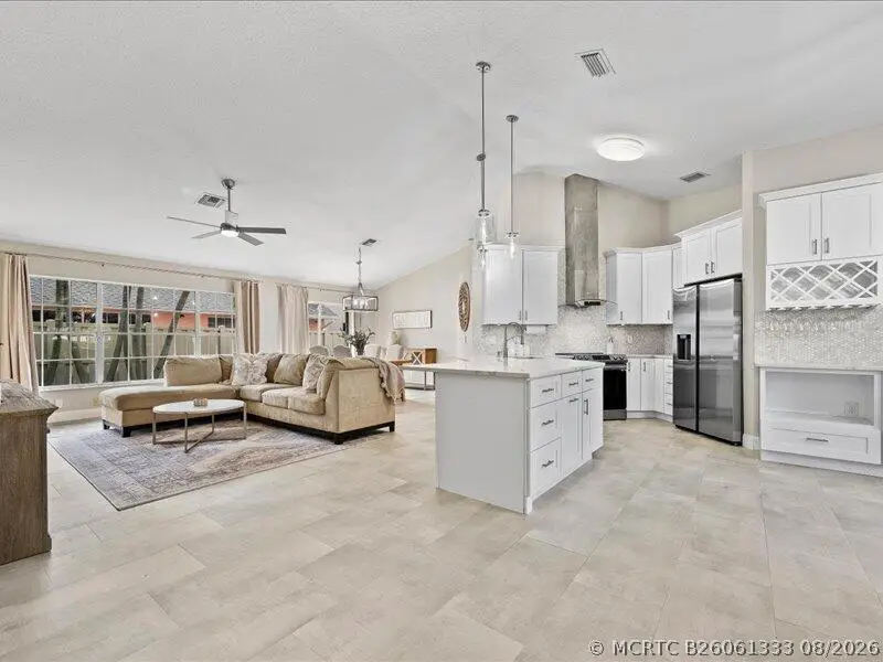237 Moccasin Trail W, Jupiter, FL 33458 - #1