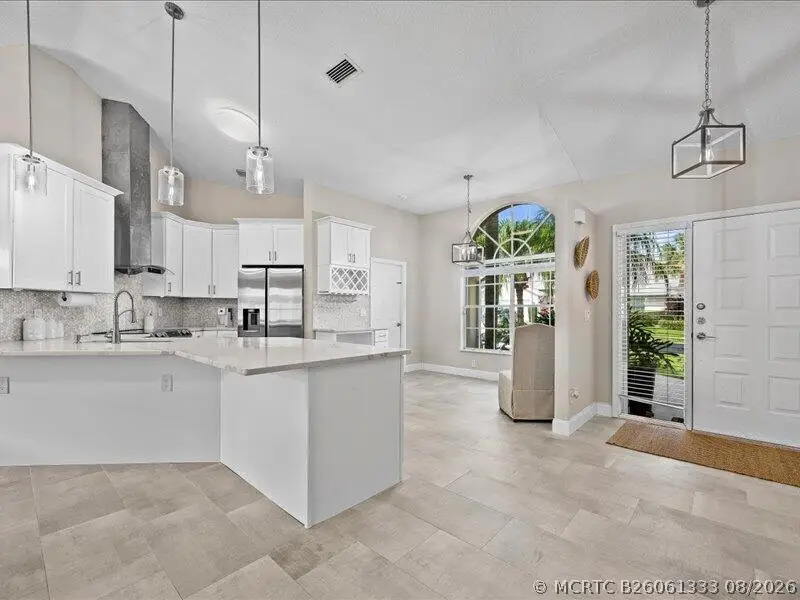 237 Moccasin Trail W, Jupiter, FL 33458 - #2