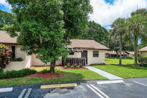 28 Via De Casas Norte, Boynton Beach, FL 33426