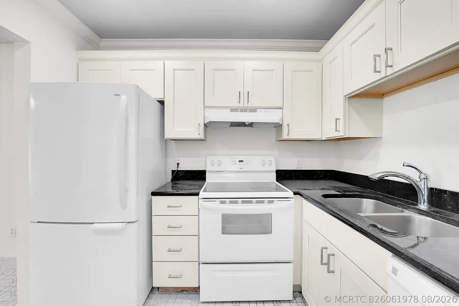 200 Waterway Drive S #105, Lantana, FL 33462 - #3