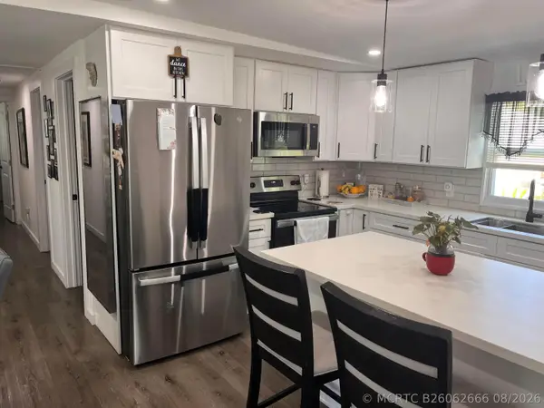 2555 Pga Boulevard #34, Palm Beach Gardens, FL 33410