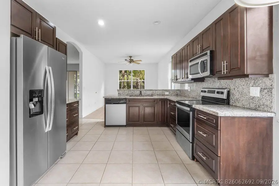 196 Seminole Lakes Drive, Royal Palm Beach, FL 33411 - #2