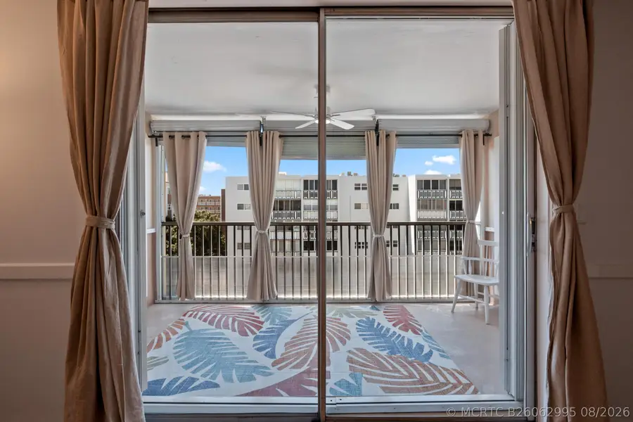 620 NE 12th Avenue #602, Hallandale Beach, FL 33009 - #3