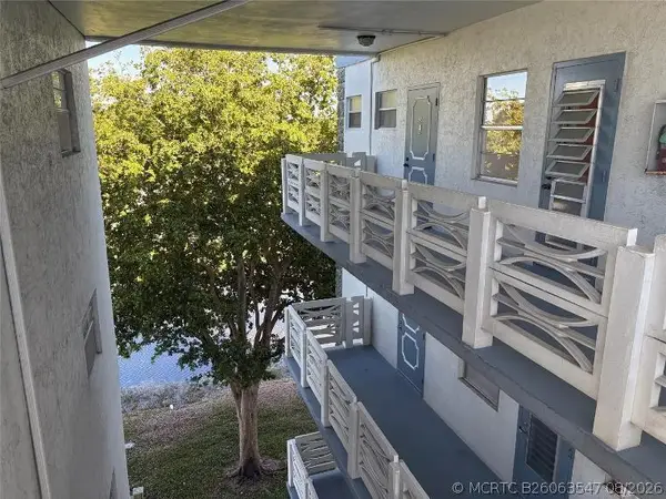 4050 NW 42nd Avenue #415, Lauderdale Lakes, FL 33319