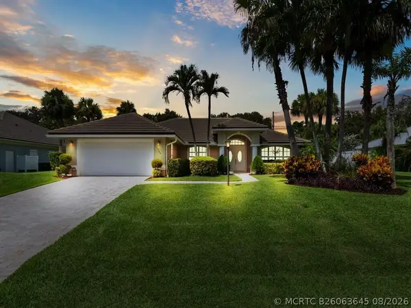 1365 Admirals Walk, Vero Beach, FL 32963