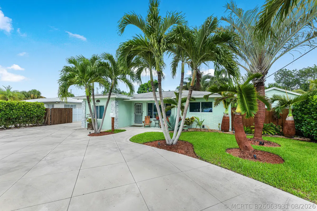 819 6th Street, Lake Park, FL 33403 - #1