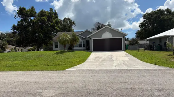 1501 SW Curry Street, Port St Lucie, FL 34983