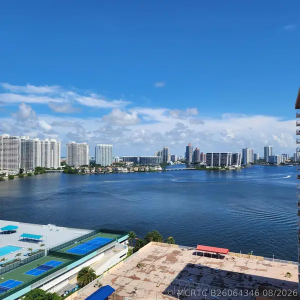 250 174th Street, Sunny Isles Beach, FL 33160