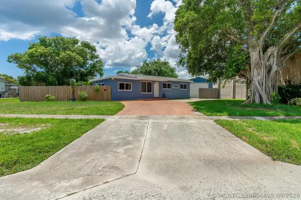 1446 W Drew Street, Lantana, FL 33462