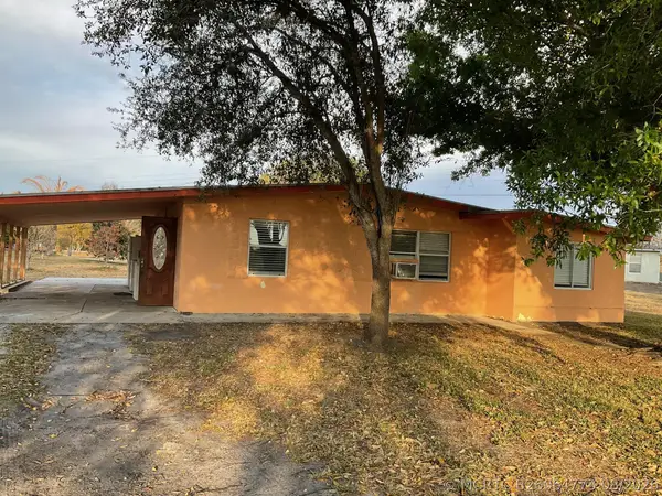 3632 NW 28th Avenue, Okeechobee, FL 34972