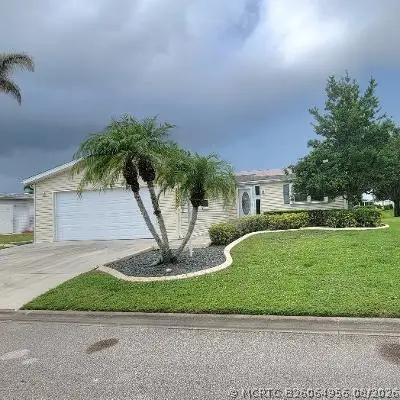 3224 Scarlet Tanager Court, Port St Lucie, FL 34952