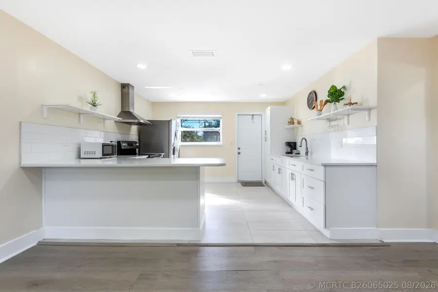 3914 Serubi Avenue, Palm Springs, FL 33461 - #3