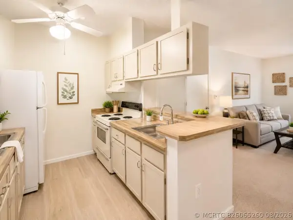 9690 S Belfort Circle #215, Tamarac, FL 33321