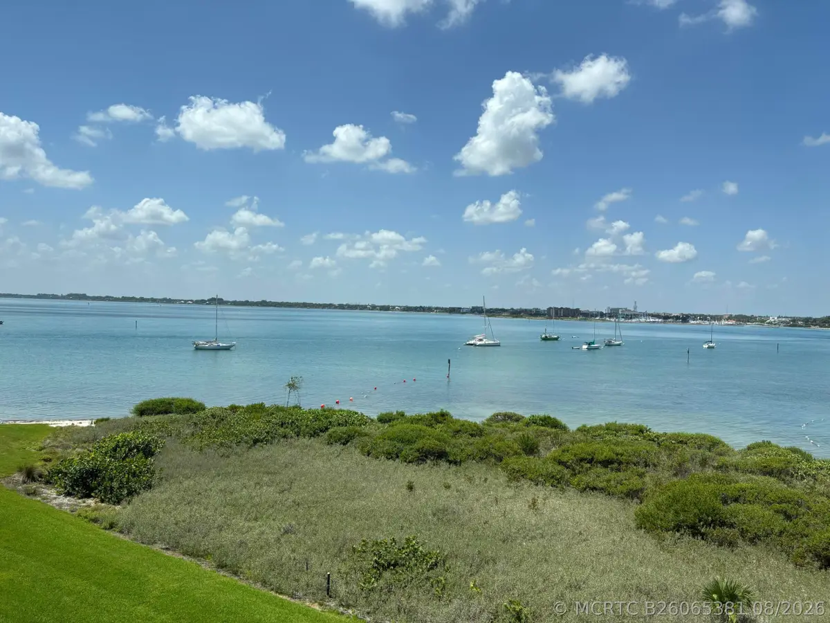 31 Harbour Isle Drive W #PH05, Fort Pierce, FL 34949 - #1