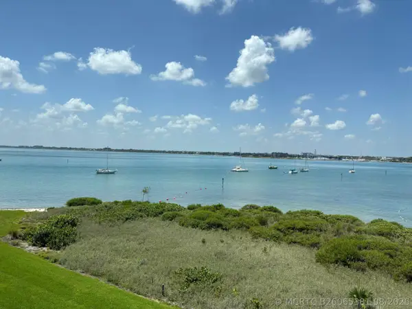 31 Harbour Isle Drive W #PH05, Fort Pierce, FL 34949