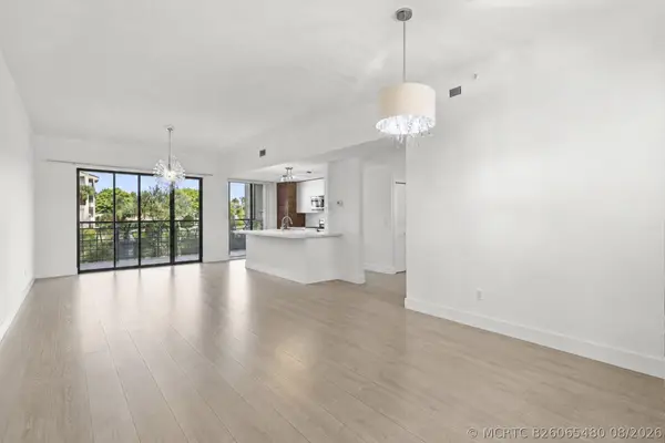 7535 La Paz Boulevard #209, Boca Raton, FL 33433