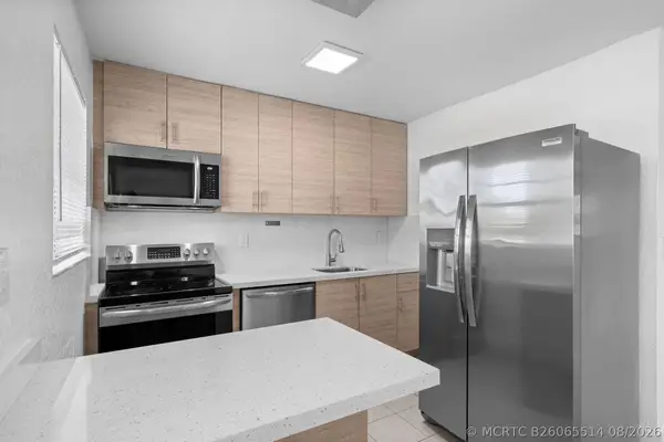 110 SE 2nd Street #103, Hallandale Beach, FL 33009