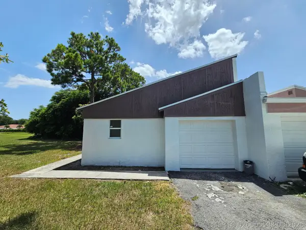 4824 NW 5th Street, Delray Beach, FL 33445