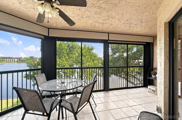 7254 Fairfax Drive #304, Tamarac, FL 33321