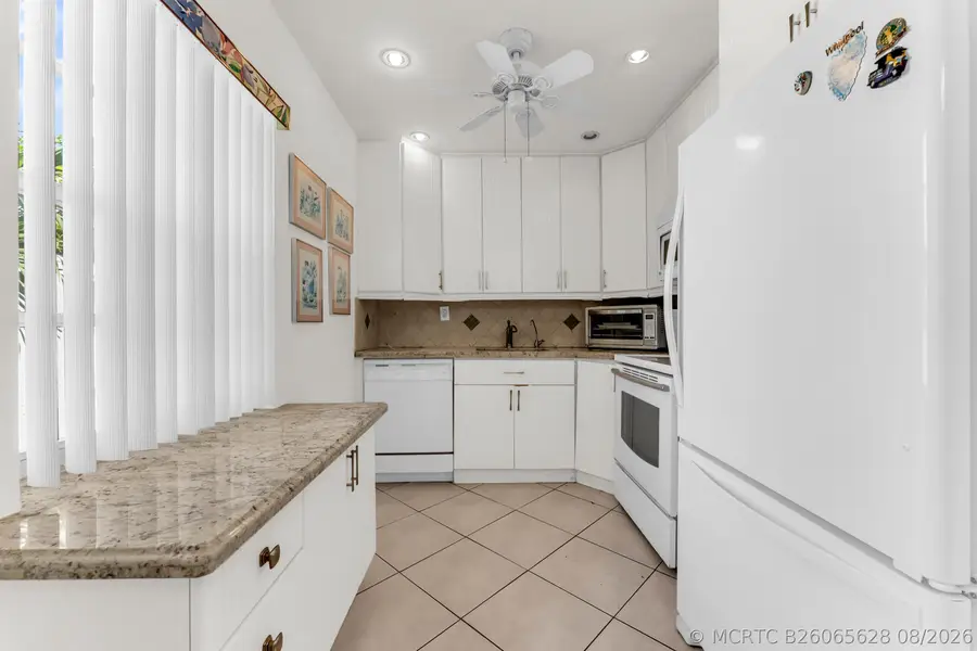 572 Flanders L #572, Delray Beach, FL 33484 - #3