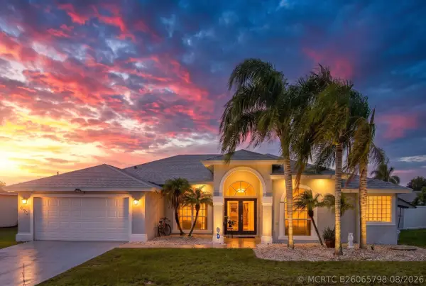 470 SW Mccomb Avenue, Port St Lucie, FL 34953