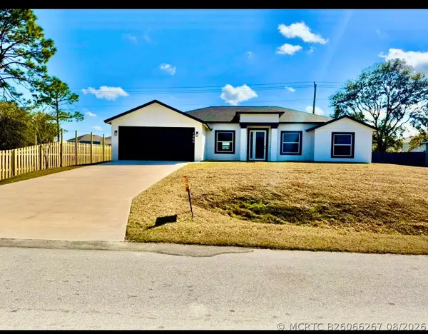 1260 Larkspur Street Se, Palm Bay, FL 32909