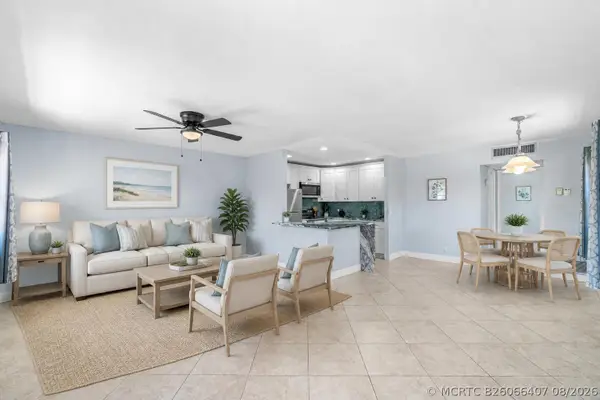 566 Saxony L, Delray Beach, FL 33446