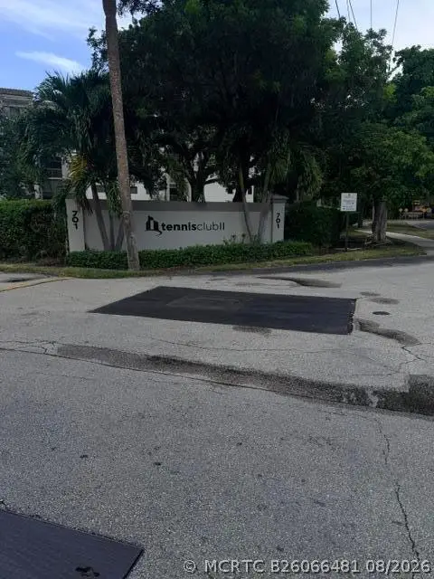 701 NW 19th Street #512, Fort Lauderdale, FL 33311