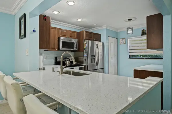 4228 NW 22nd Street #100J, Coconut Creek, FL 33066