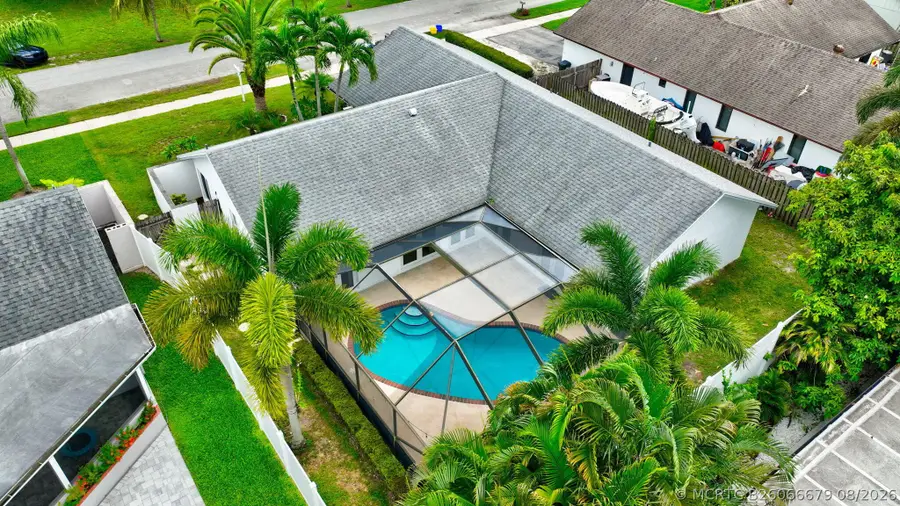 586 NW 45th Way, Delray Beach, FL 33445 - #2
